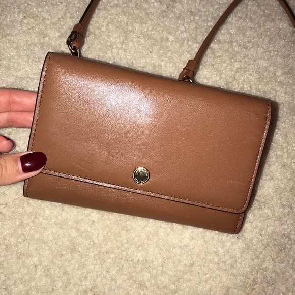 GENTLY USED COACH WALLET/CROSSBODY - Picture 1 of 4